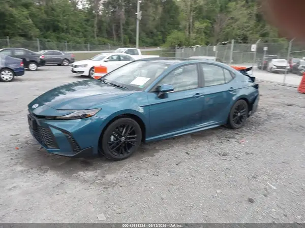 4T1DAACK3SU084887 2025 TOYOTA CAMRY - Image 2