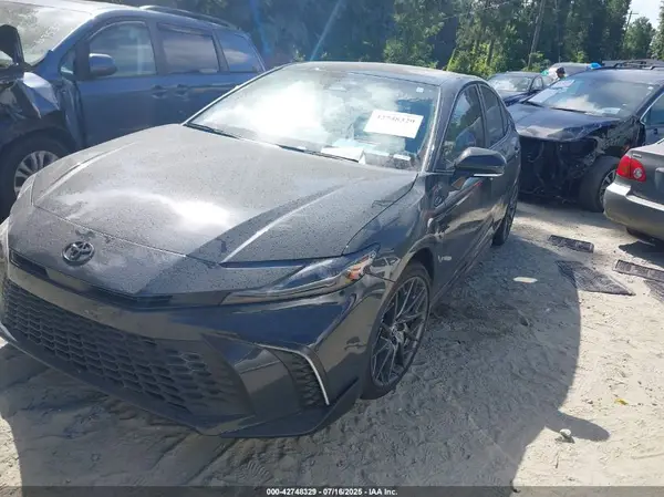 4T1DAACK3SU088924 2025 TOYOTA CAMRY - Image 2