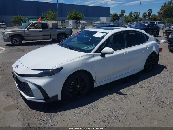 4T1DAACK3SU091967 2025 TOYOTA CAMRY - Image 2