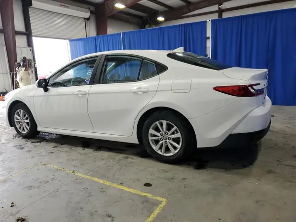 4T1DAACK3SU093878 2025 TOYOTA CAMRY - Image 2