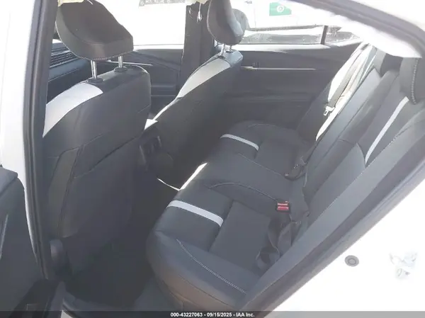 4T1DAACK3SU095663 2025 TOYOTA CAMRY - Image 8