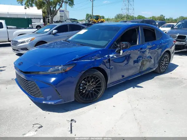 4T1DAACK3SU104152 2025 TOYOTA CAMRY - Image 2