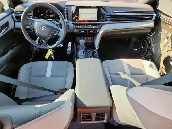 4T1DAACK3SU107651 2025 TOYOTA CAMRY - Image 8