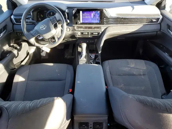 4T1DAACK3SU107777 2025 TOYOTA CAMRY - Image 8