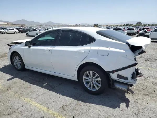 4T1DAACK3SU108556 2025 TOYOTA CAMRY - Image 2