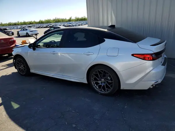 4T1DAACK3SU113983 2025 TOYOTA CAMRY - Image 2