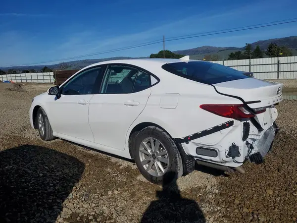4T1DAACK3SU115961 2025 TOYOTA CAMRY - Image 2
