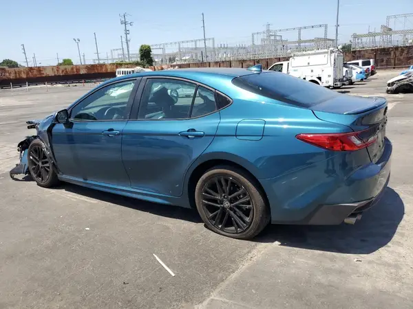 4T1DAACK3SU116818 2025 TOYOTA CAMRY - Image 2