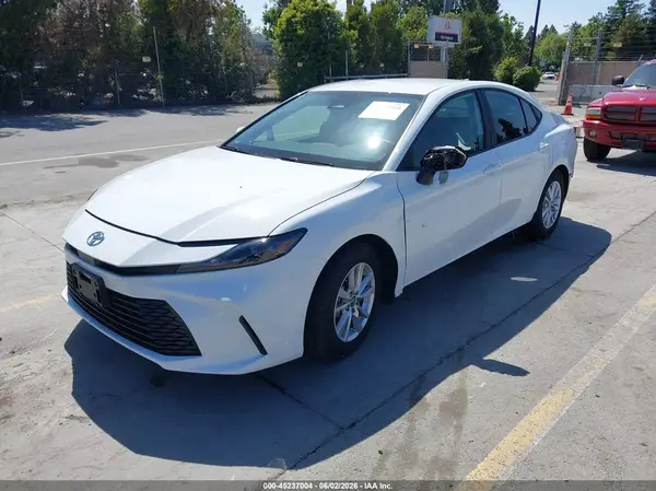4T1DAACK3SU119623 2025 TOYOTA CAMRY - Image 2