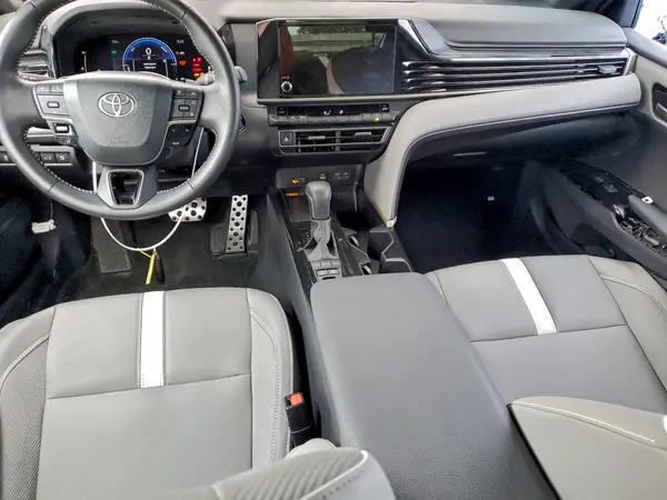 4T1DAACK3SU120545 2025 TOYOTA CAMRY - Image 8