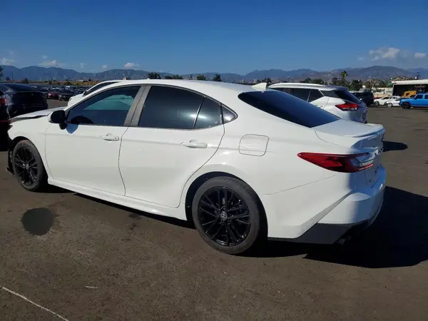 4T1DAACK3SU126152 2025 TOYOTA CAMRY - Image 2