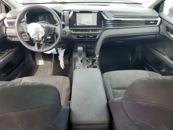 4T1DAACK3SU126622 2025 TOYOTA CAMRY - Image 8