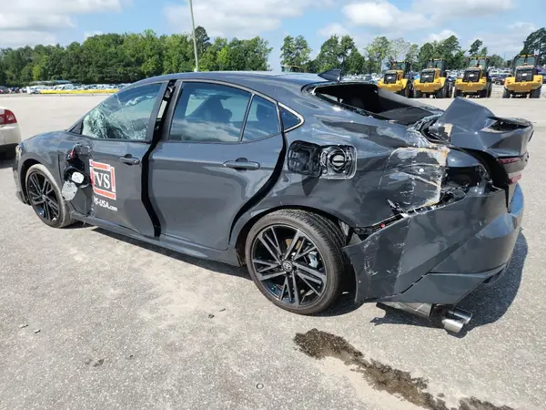 4T1DAACK3SU128841 2025 TOYOTA CAMRY - Image 2