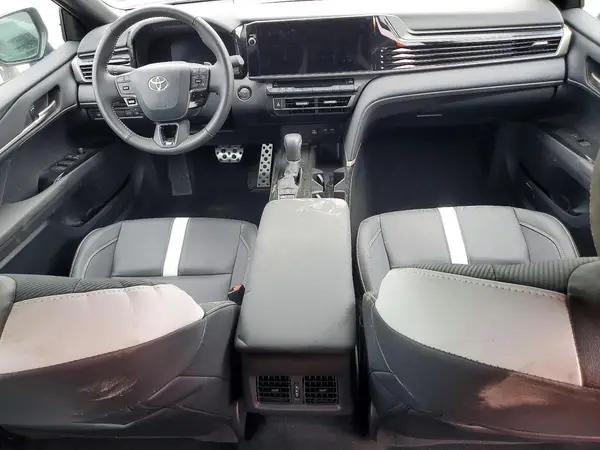 4T1DAACK3SU135790 2025 TOYOTA CAMRY - Image 8