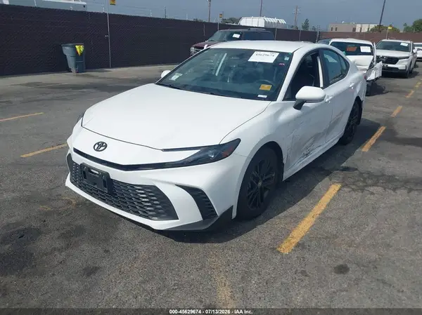 4T1DAACK3SU143551 2025 TOYOTA CAMRY - Image 2