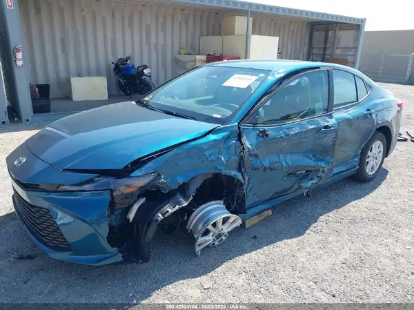 4T1DAACK3SU145901 2025 TOYOTA CAMRY - Image 2