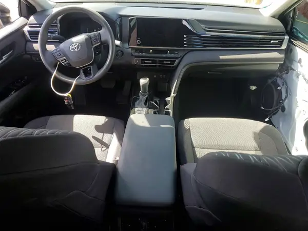 4T1DAACK3SU145963 2025 TOYOTA CAMRY - Image 8