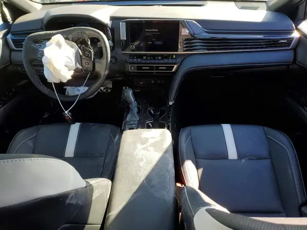 4T1DAACK3SU146112 2025 TOYOTA CAMRY - Image 8