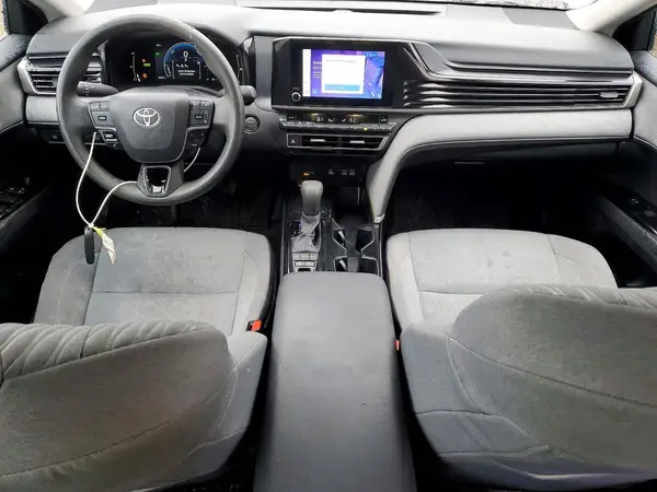 4T1DAACK3SU150290 2025 TOYOTA CAMRY - Image 8