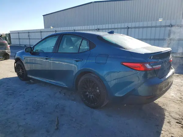 4T1DAACK3SU157076 2025 TOYOTA CAMRY - Image 2