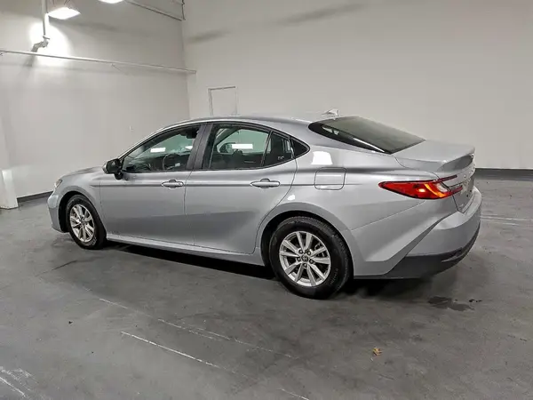 4T1DAACK3SU158535 2025 TOYOTA CAMRY - Image 2