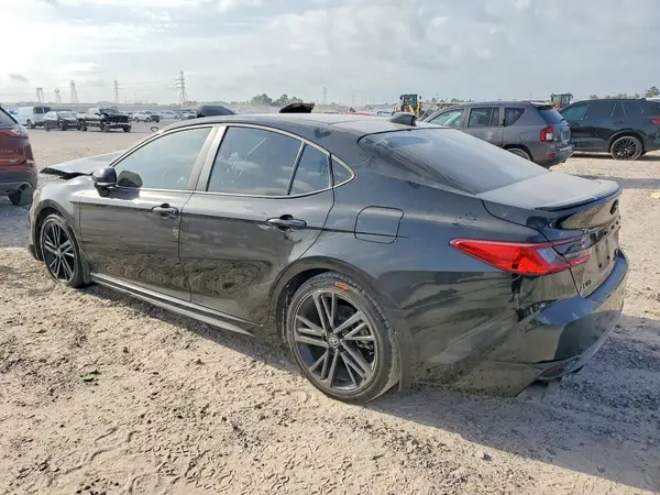 4T1DAACK3SU164206 2025 TOYOTA CAMRY - Image 2