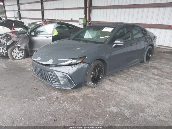 4T1DAACK3SU168935 2025 TOYOTA CAMRY - Image 2