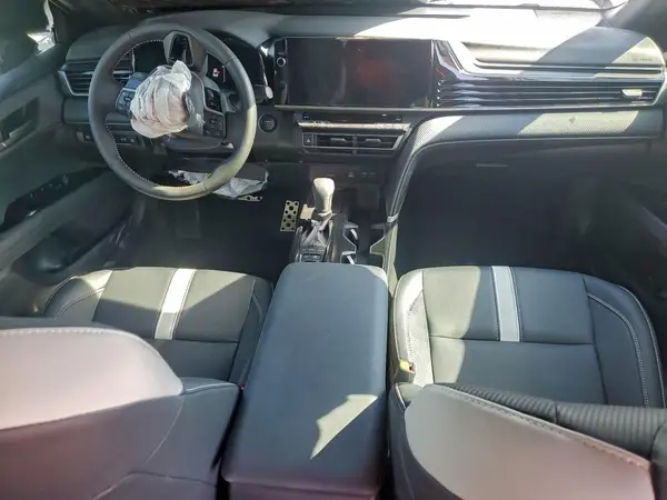 4T1DAACK3SU172810 2025 TOYOTA CAMRY - Image 8