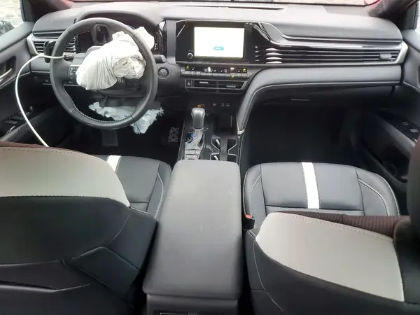 4T1DAACK3SU178803 2025 TOYOTA CAMRY - Image 8