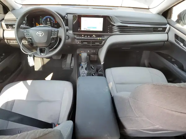 4T1DAACK3SU180941 2025 TOYOTA CAMRY - Image 8