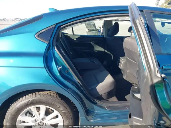 4T1DAACK3SU185251 2025 TOYOTA CAMRY - Image 8
