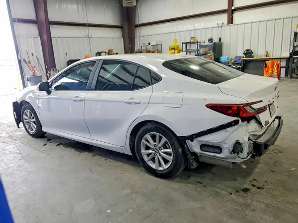 4T1DAACK3SU191227 2025 TOYOTA CAMRY - Image 2