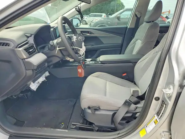 4T1DAACK3SU192846 2025 TOYOTA CAMRY - Image 8