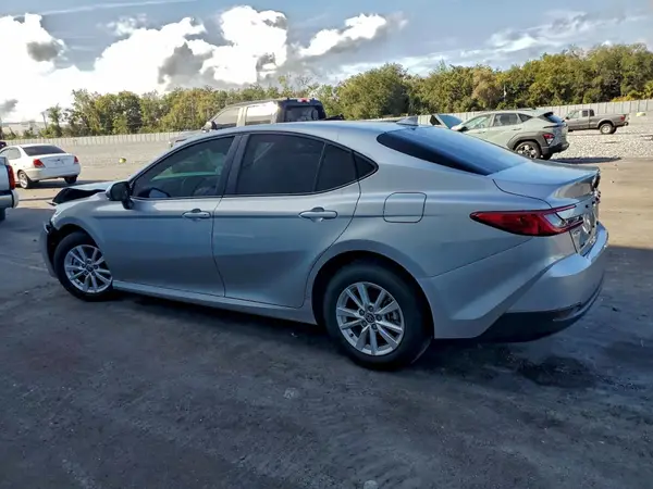4T1DAACK3SU195617 2025 TOYOTA CAMRY - Image 2