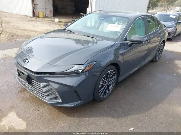 4T1DAACK3SU196122 2025 TOYOTA CAMRY - Image 2