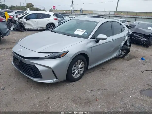 4T1DAACK3SU200895 2025 TOYOTA CAMRY - Image 2