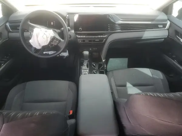 4T1DAACK3SU201805 2025 TOYOTA CAMRY - Image 8