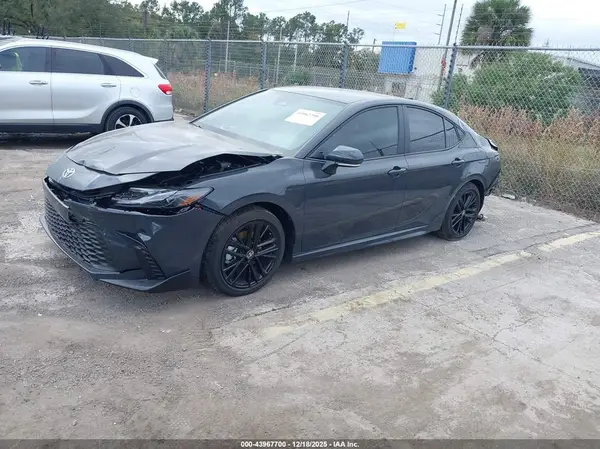 4T1DAACK3SU203456 2025 TOYOTA CAMRY - Image 2