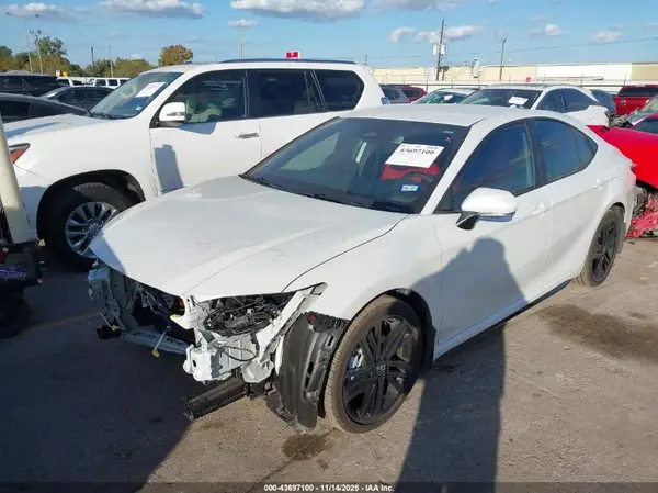 4T1DAACK3SU207250 2025 TOYOTA CAMRY - Image 2
