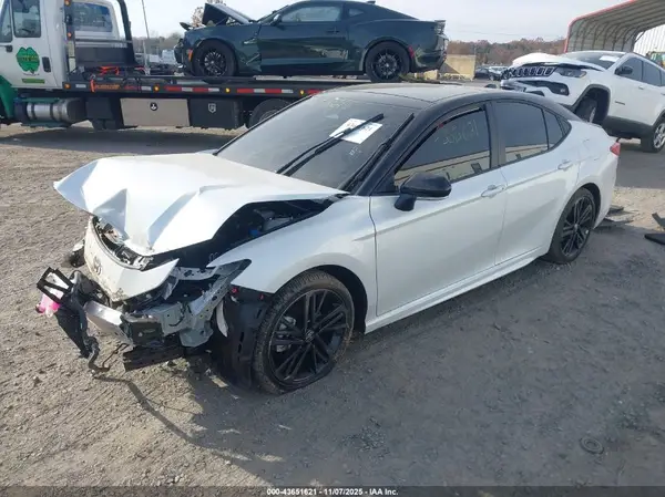 4T1DAACK3SU207300 2025 TOYOTA CAMRY - Image 2