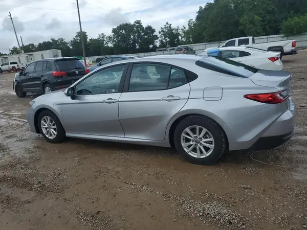 4T1DAACK3SU500646 2025 TOYOTA CAMRY - Image 2