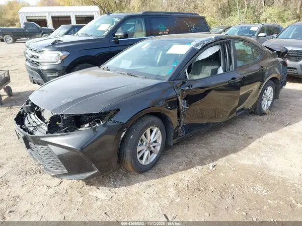 4T1DAACK3SU504227 2025 TOYOTA CAMRY - Image 2