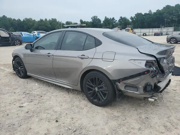 4T1DAACK3SU504518 2025 TOYOTA CAMRY - Image 2