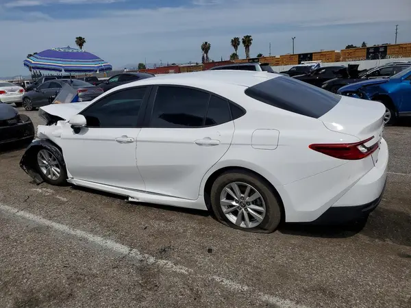 4T1DAACK3SU505443 2025 TOYOTA CAMRY - Image 2