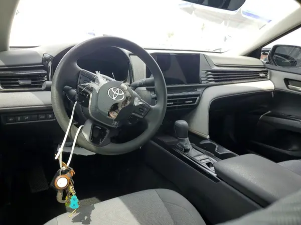 4T1DAACK3SU505443 2025 TOYOTA CAMRY - Image 8