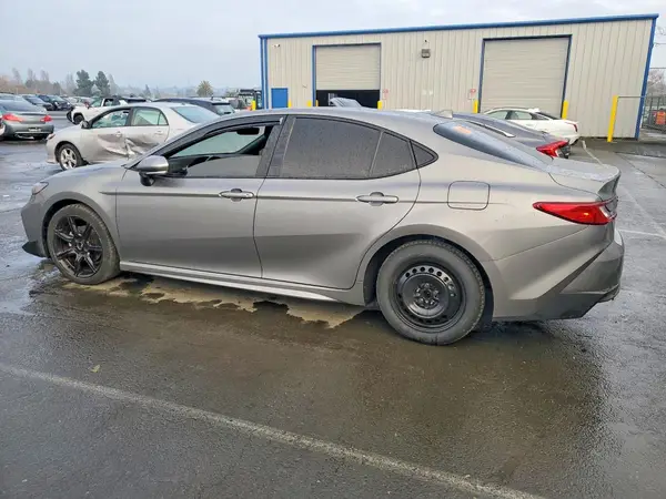 4T1DAACK3SU506771 2025 TOYOTA CAMRY - Image 2