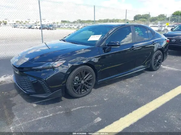 4T1DAACK3SU511775 2025 TOYOTA CAMRY - Image 2