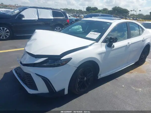 4T1DAACK3SU512179 2025 TOYOTA CAMRY - Image 2