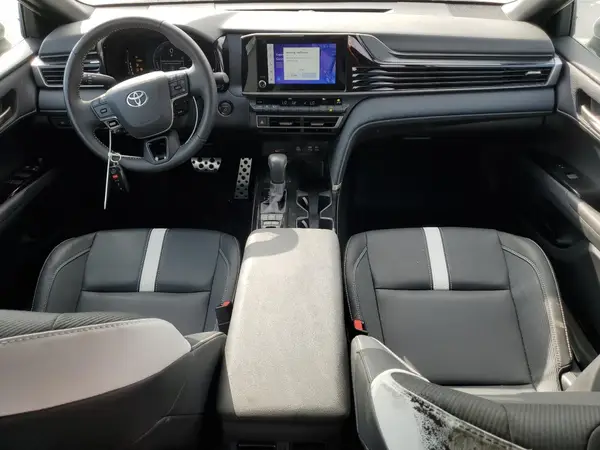 4T1DAACK3SU514806 2025 TOYOTA CAMRY - Image 8