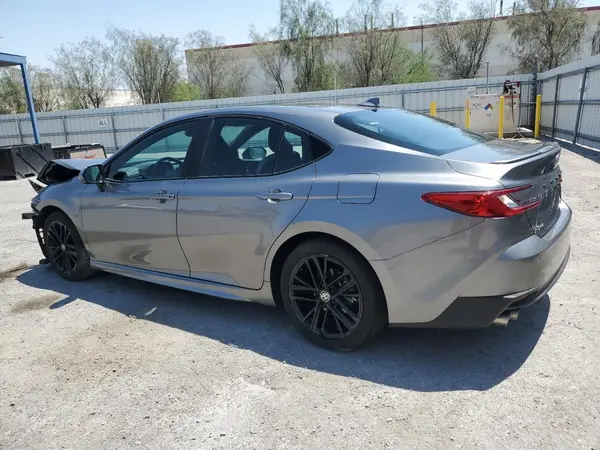 4T1DAACK3SU517737 2025 TOYOTA CAMRY - Image 2